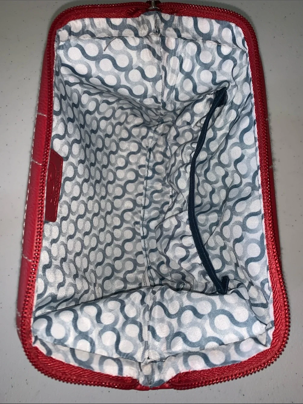 American Airlines AA toiletry cosmetic bag brand new red with white stitching